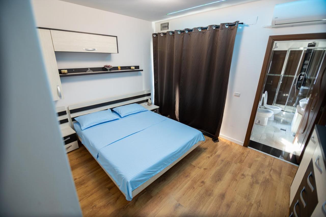 Grayhouse Apartment Arad Exterior foto